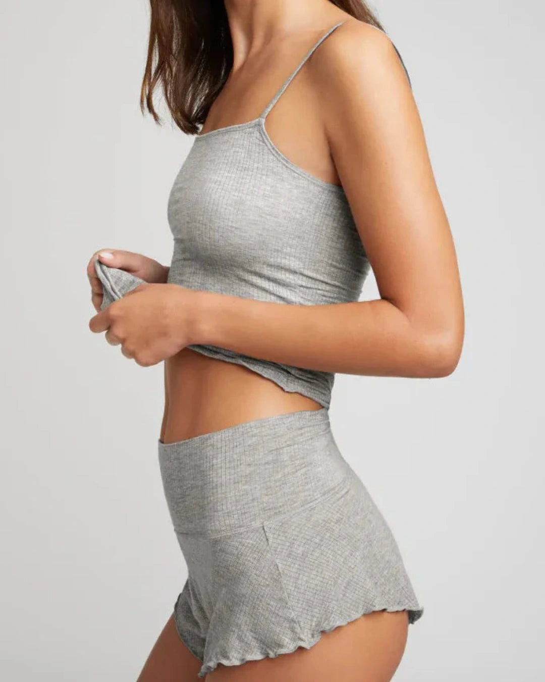Pijamas SIENNA Con tiras y ligero.